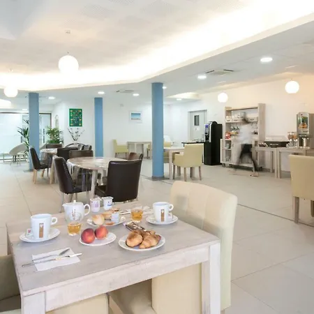 Lejlighedshotel Zenao - Stella 4*