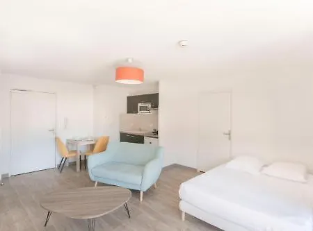 Zenao - Stella Lejlighedshotel Albi