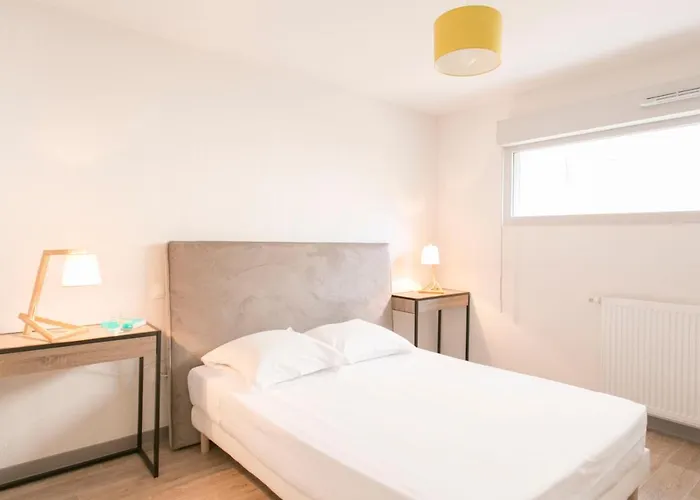 Zenao - Stella Αλμπί