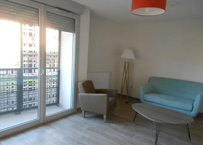 Ξενοδοχείο με διαμερίσματα Zenao - Stella