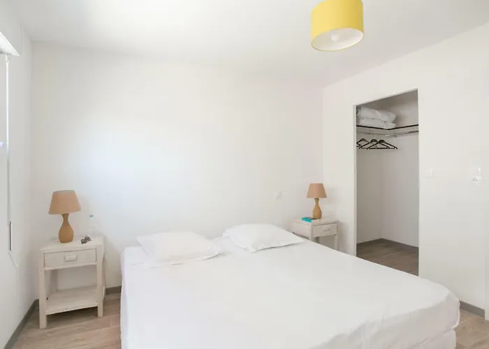 Ξενοδοχείο με διαμερίσματα Zenao - Stella