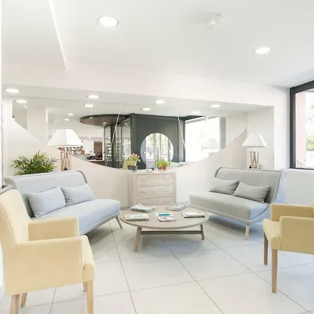 Apartahotel Zenao - Résidence Stella